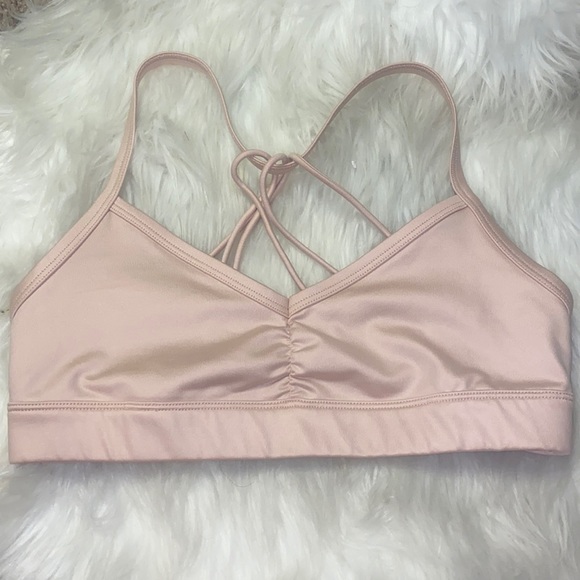 ALO Yoga Tops - Alo sports bra light pink
